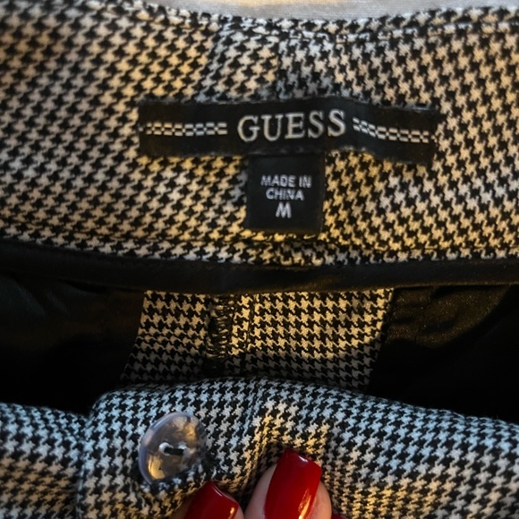 GUESS Pants - Picture 5 of 5